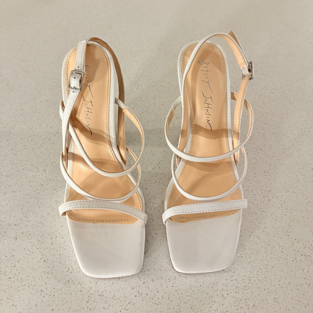 Betsey Johnson SB-PACEY Rhinestone Heel Sandals – White – Size 6.5